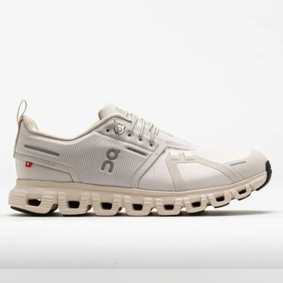 Size 9 - Women's ON CLOUD 6 WATERPROOF Pearl/Cream - Picture 2 of 16